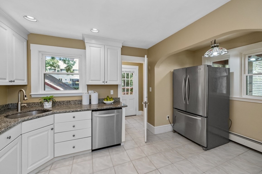 Medford, Massachusetts, 02155, United States, 4 Bedrooms Bedrooms, ,4 BathroomsBathrooms,Residential,For Sale,1939747