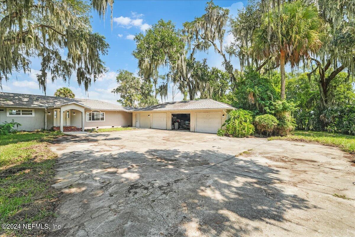 East Palatka, Florida, 32131, United States, 4 Bedrooms Bedrooms, ,4 BathroomsBathrooms,Residential,For Sale,1922938