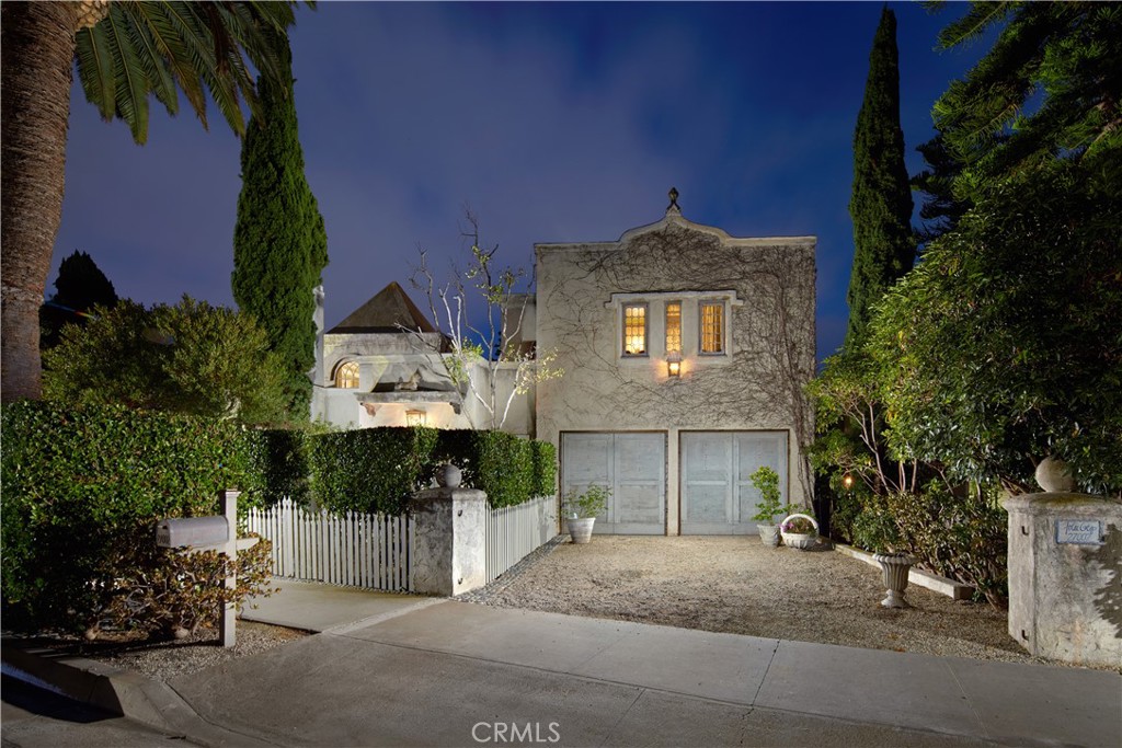 Dana Point, California, 92624, United States, 4 Bedrooms Bedrooms, ,4 BathroomsBathrooms,Residential,For Sale,1901467