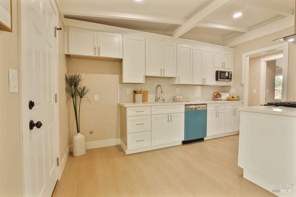 American Canyon, California, 94503, United States, 3 Bedrooms Bedrooms, ,1 BathroomBathrooms,Residential,For Sale,1912256