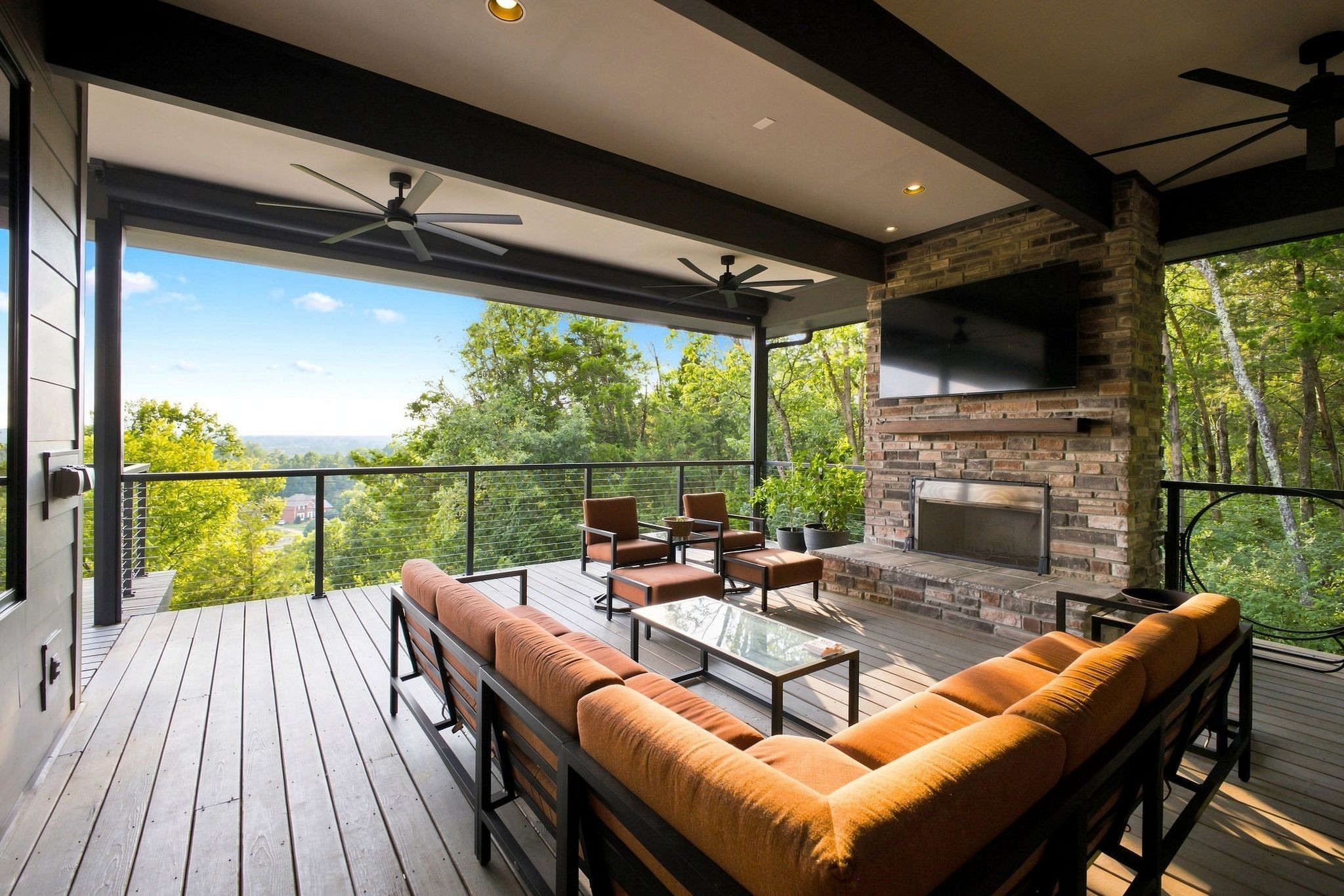  6045 Woodland Hills Dr, Nashville, TN, 37211 - 物件實景