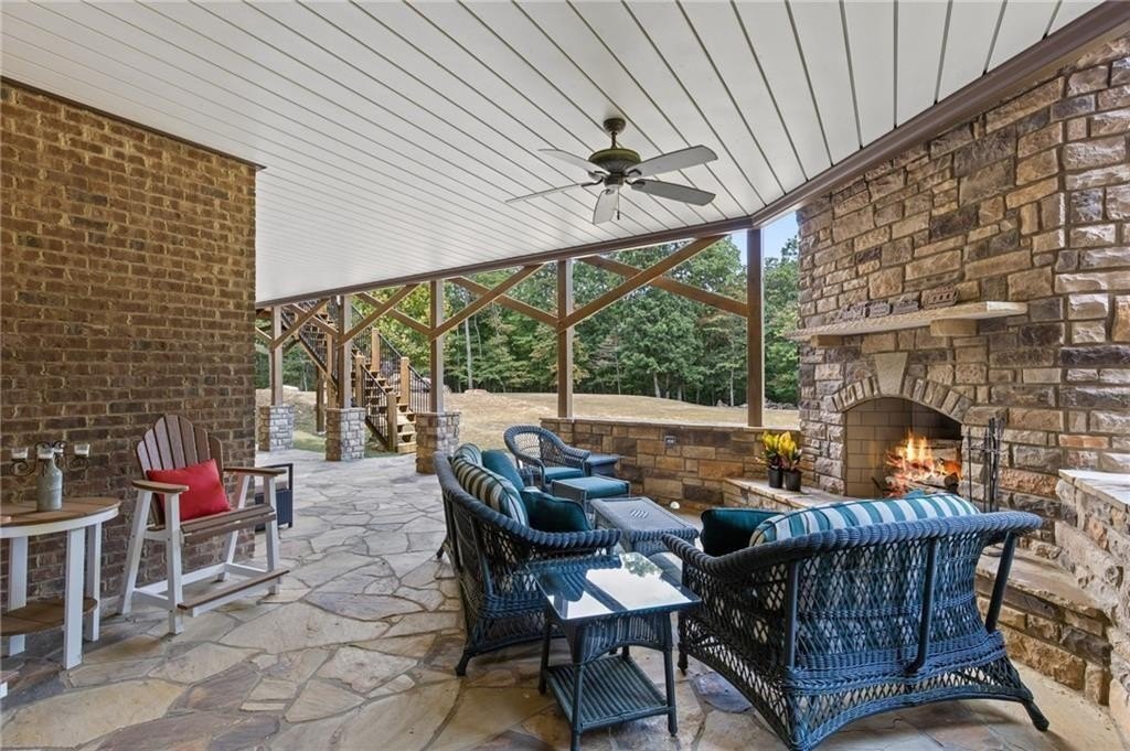 Jasper, Georgia, 30143, United States, 4 Bedrooms Bedrooms, ,5 BathroomsBathrooms,Residential,For Sale,1974927