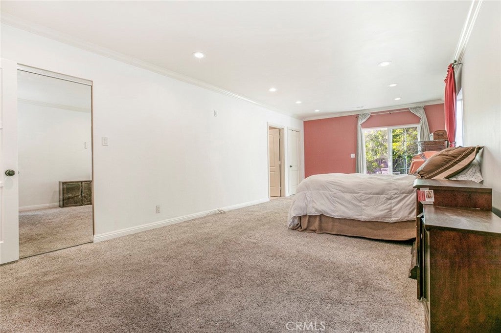 North Hollywood, California, 91605, United States, 3 Bedrooms Bedrooms, ,2 BathroomsBathrooms,Residential,For Sale,1989724