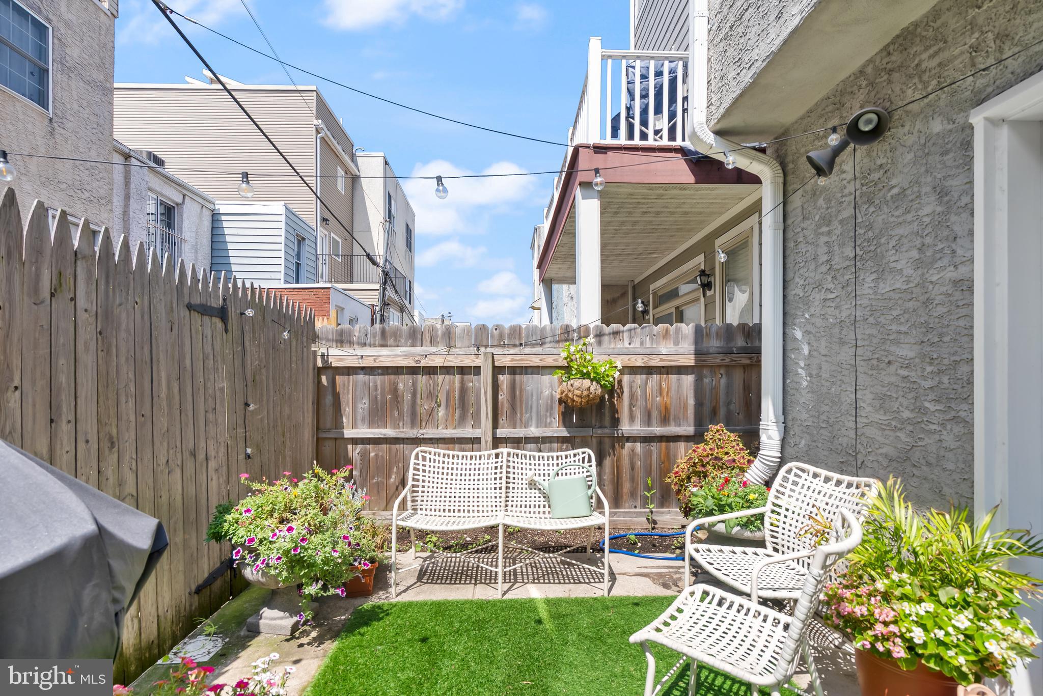 PHILADELPHIA, Pennsylvania, 19146, United States, 3 Bedrooms Bedrooms, ,3 BathroomsBathrooms,Residential,For Sale,1889775