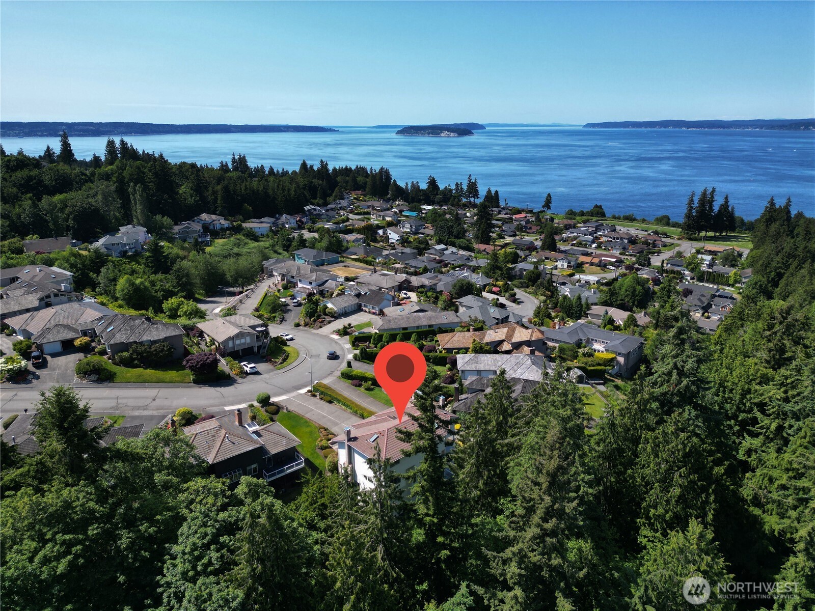 Everett, Washington, 98203, United States, 4 Bedrooms Bedrooms, ,4 BathroomsBathrooms,Residential,For Sale,1841761