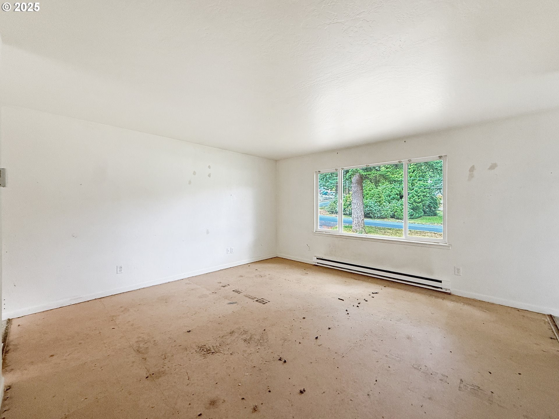 Brookings, Oregon, 97415, United States, ,Residential,For Sale,1983700