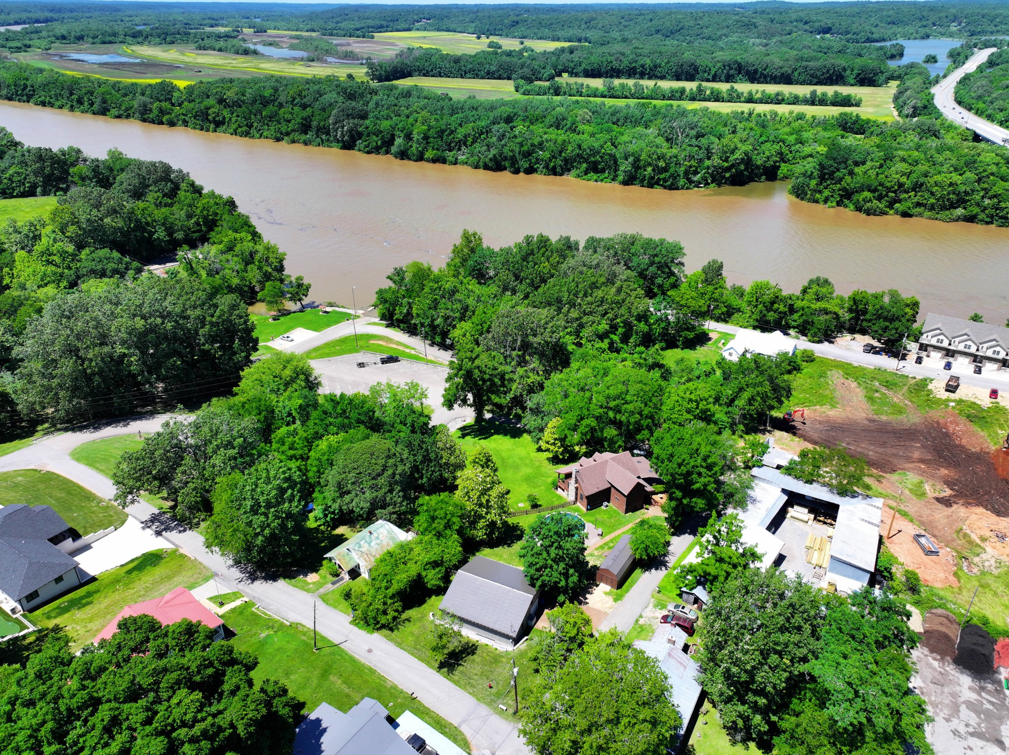 Dover, Tennessee, 37058, United States, 4 Bedrooms Bedrooms, ,3 BathroomsBathrooms,Residential,For Sale,1915564