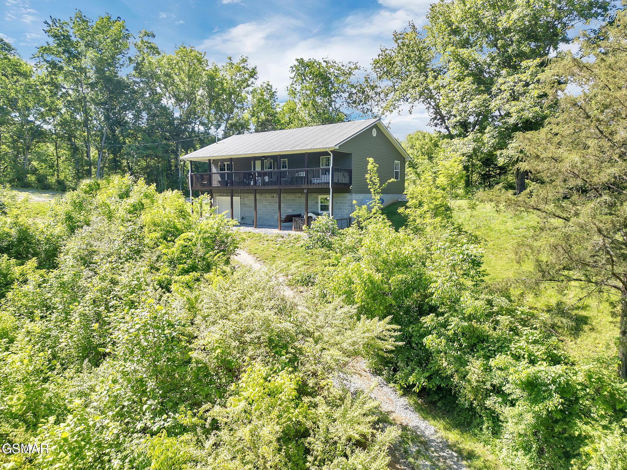 Bybee, Tennessee, 37713, United States, 4 Bedrooms Bedrooms, ,2 BathroomsBathrooms,Residential,For Sale,1980486