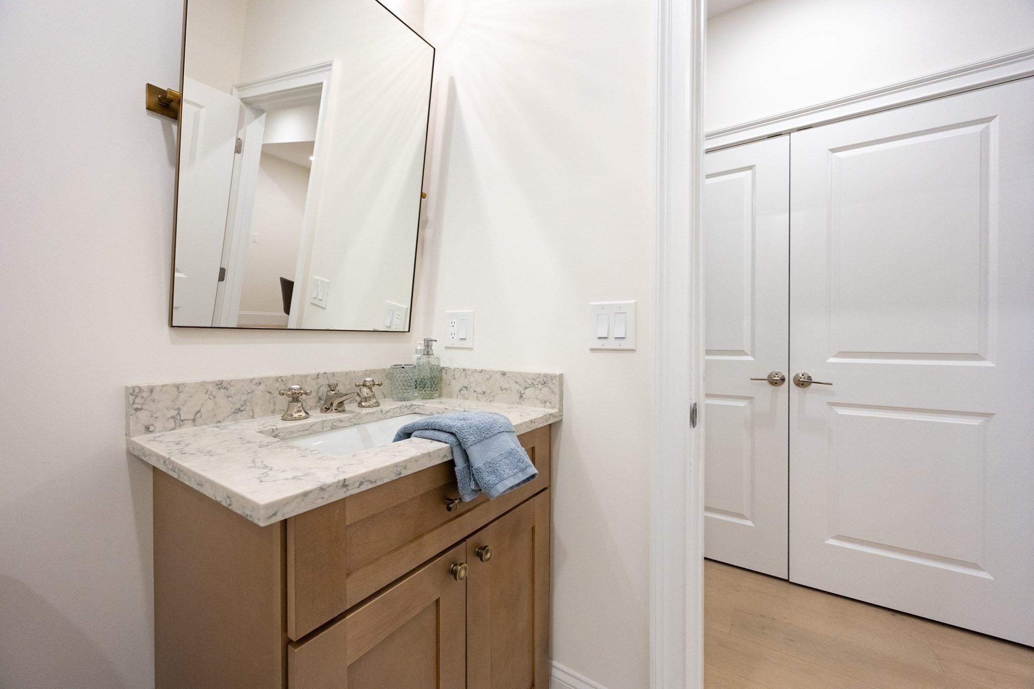 Boston, Massachusetts, 02134, United States, 3 Bedrooms Bedrooms, ,2 BathroomsBathrooms,Residential,For Sale,2034966