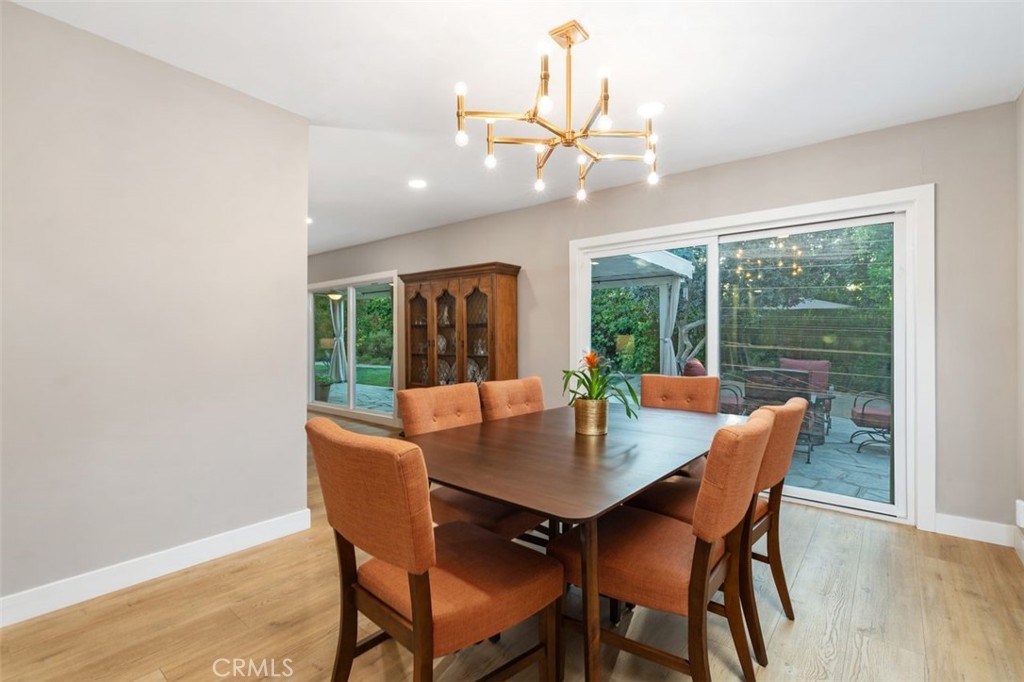 Woodland Hills, California, 91367, United States, 5 Bedrooms Bedrooms, ,3 BathroomsBathrooms,Residential,For Sale,1907450