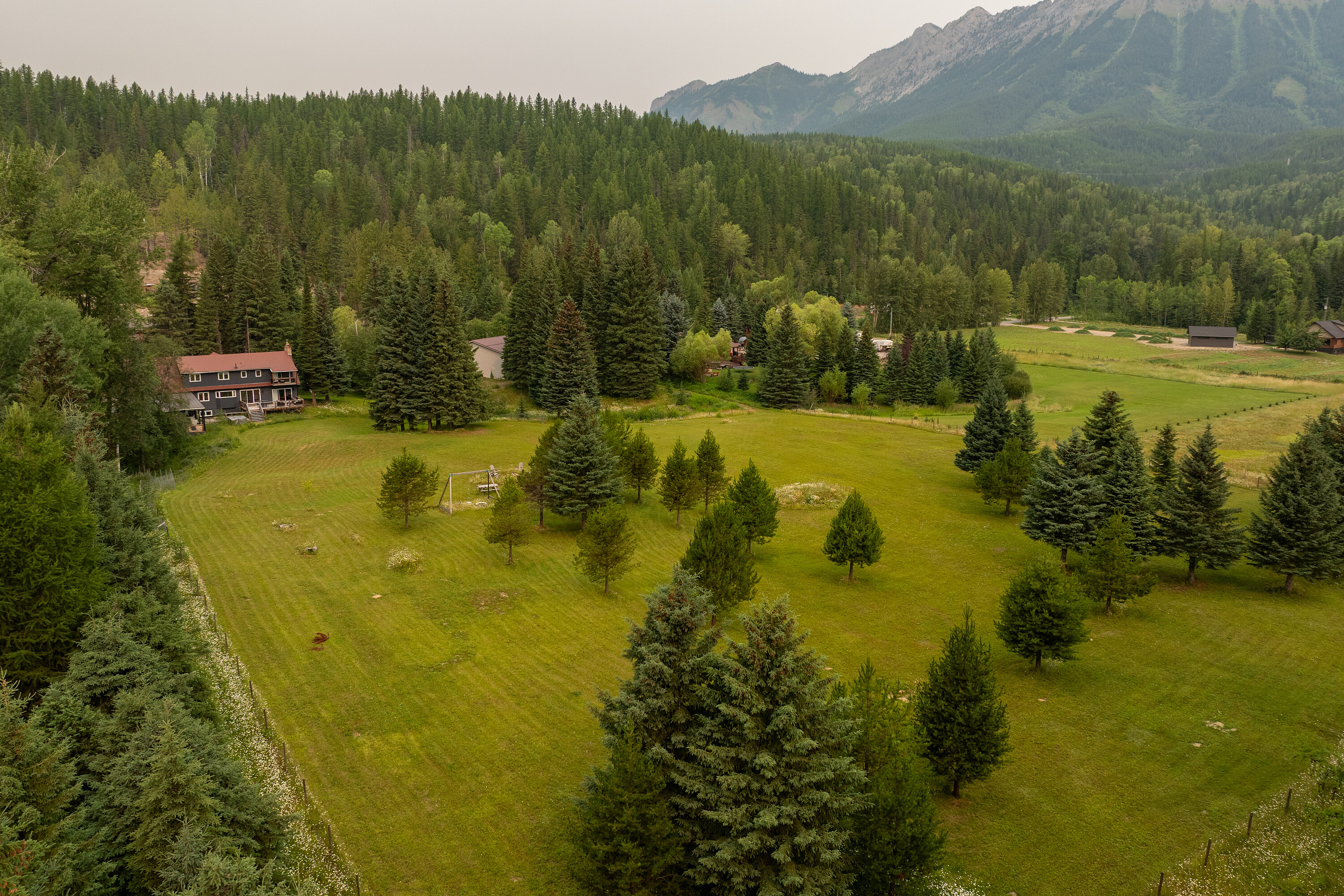 Five Acre Mountain Estate - 物件實景