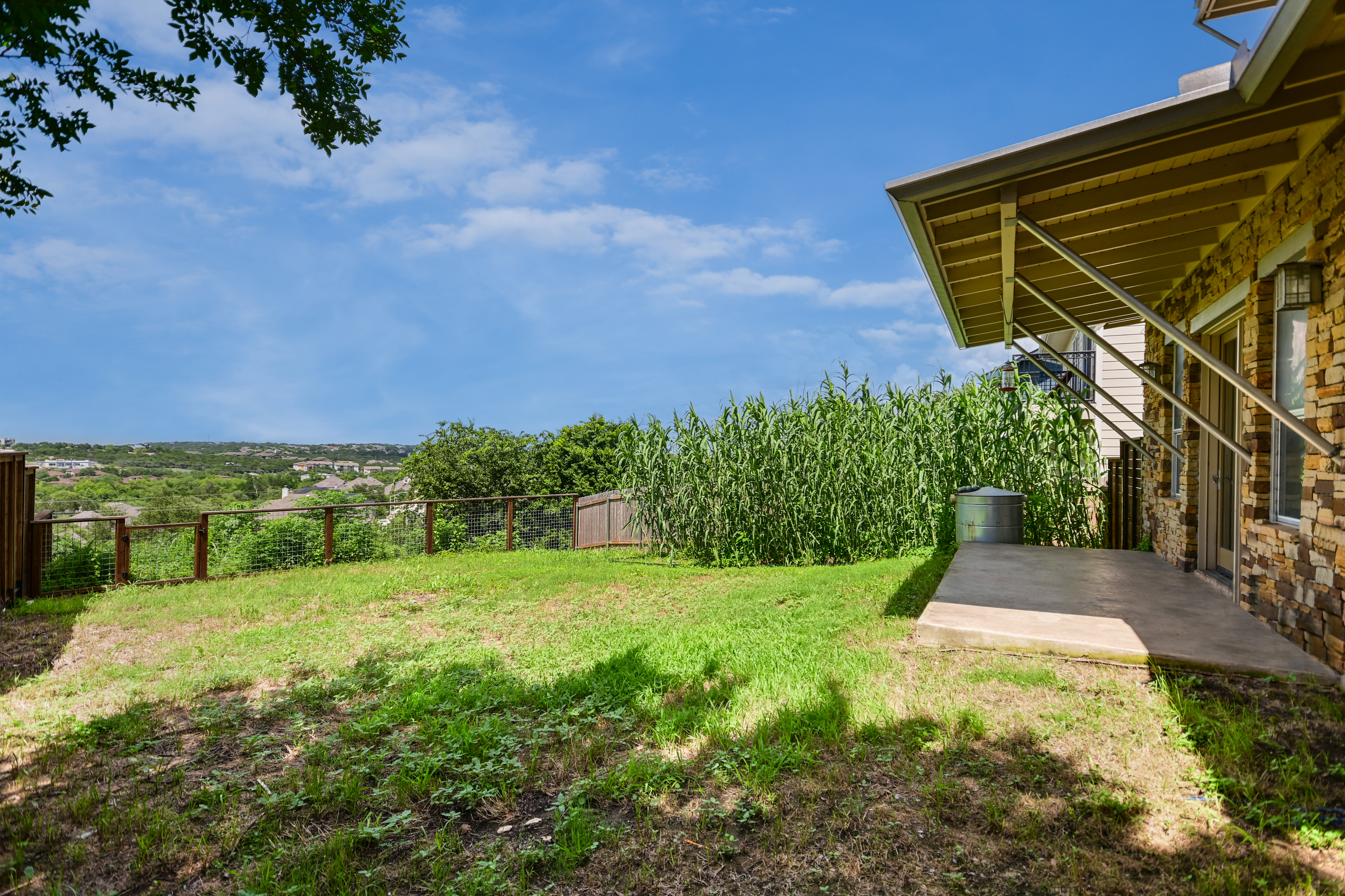  8500 Red Willow Drive Unit A , Austin, TX 78736 - 物件實景