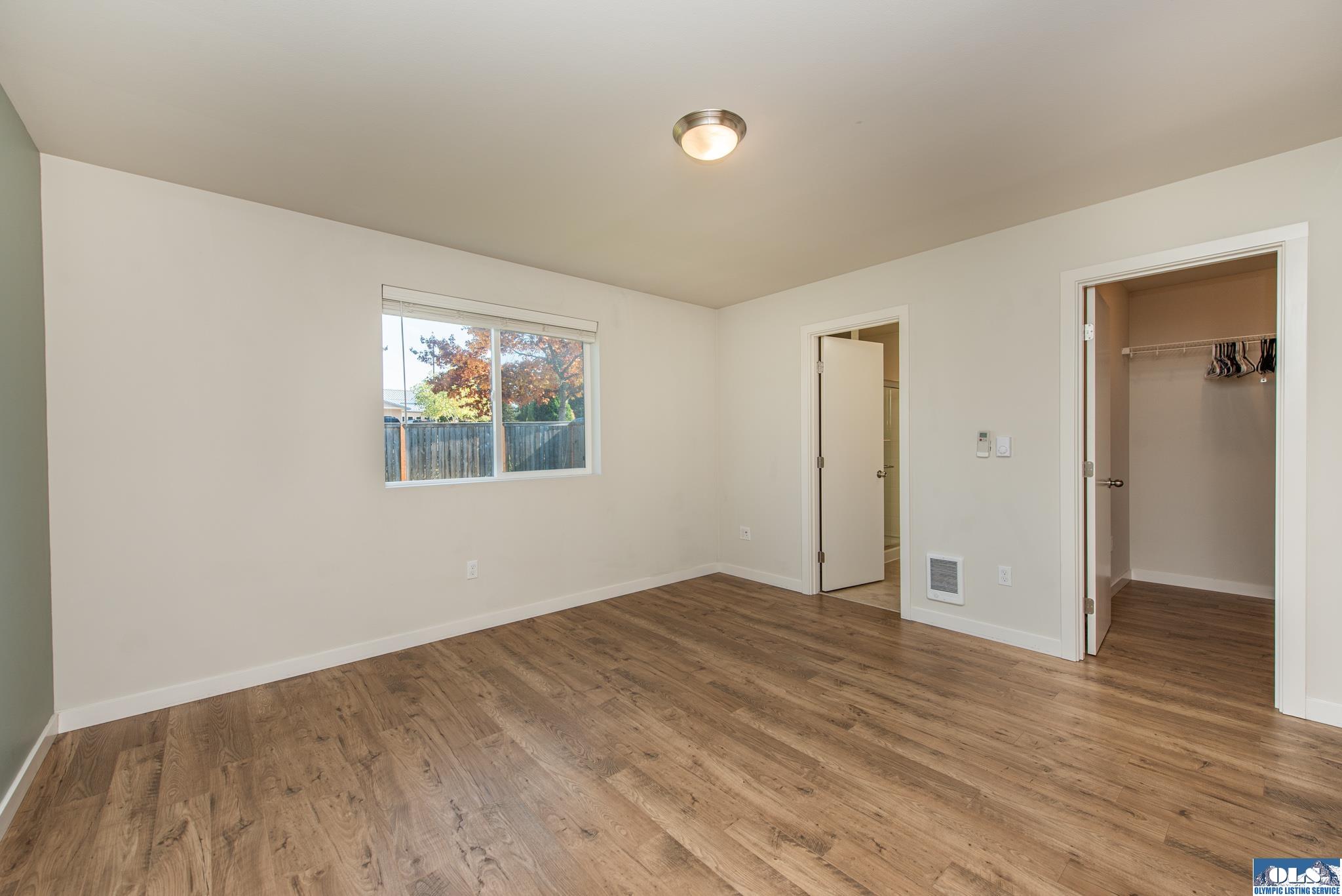 Port Angeles, Washington, 98362, United States, 3 Bedrooms Bedrooms, ,2 BathroomsBathrooms,Residential,For Sale,1964225