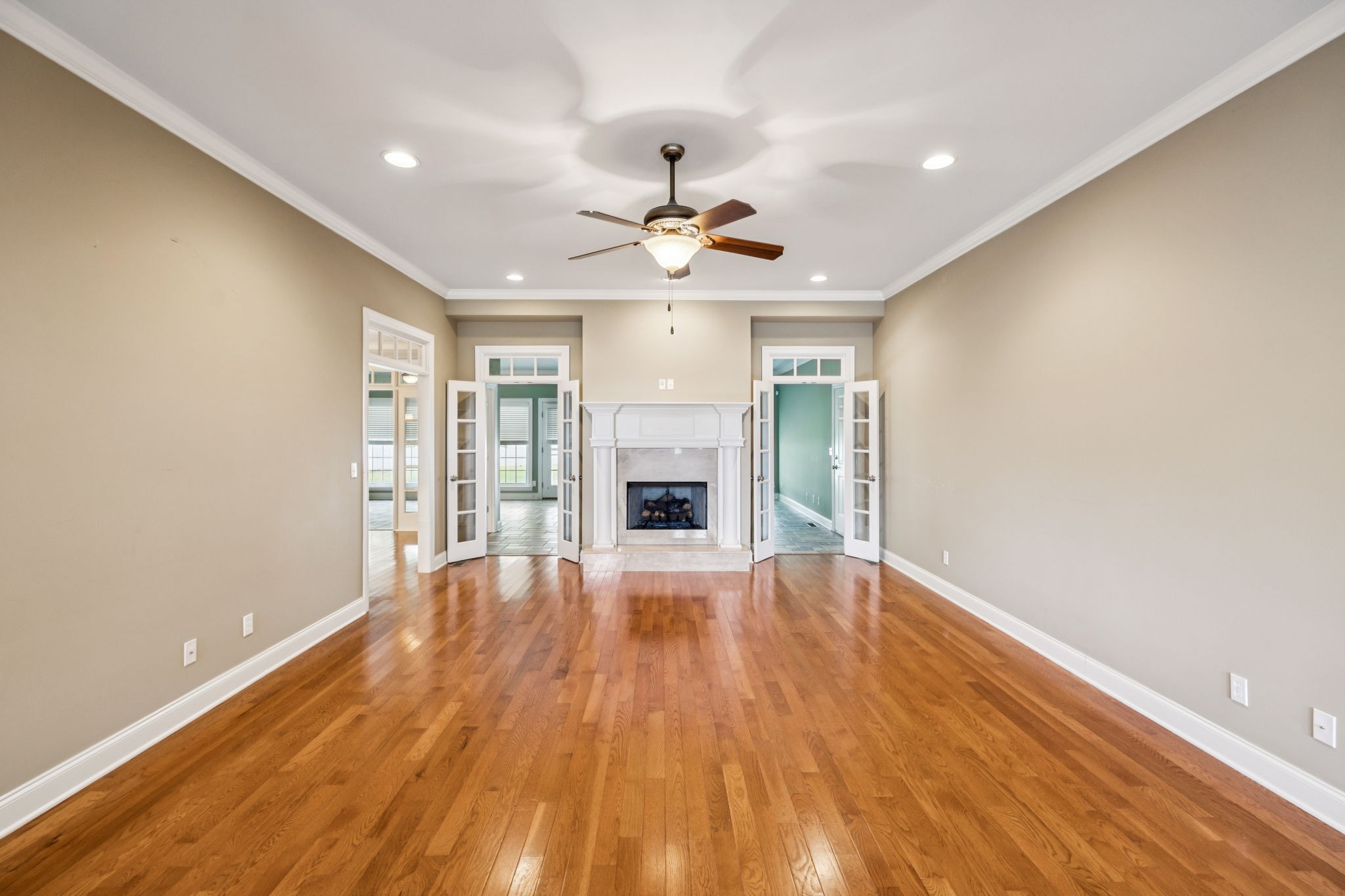 Manchester, Tennessee, 37355, United States, 4 Bedrooms Bedrooms, ,4 BathroomsBathrooms,Residential,For Sale,1937167