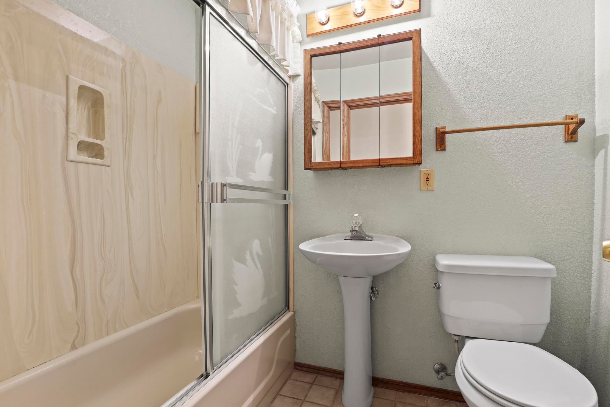 Payson, Arizona, 85541, United States, 5 Bedrooms Bedrooms, ,3 BathroomsBathrooms,Residential,For Sale,1805847