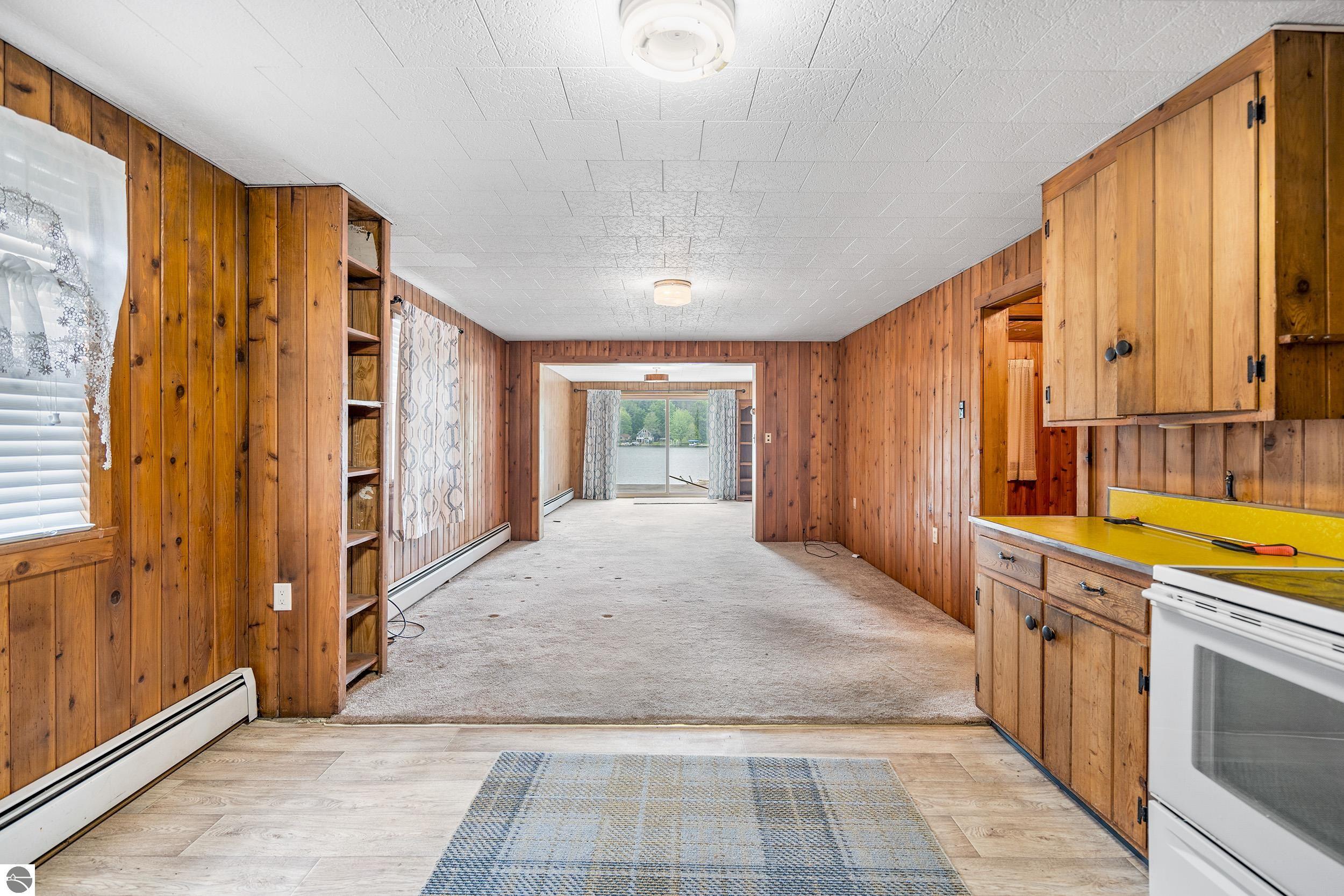 Bellaire, Michigan, 49615, United States, 2 Bedrooms Bedrooms, ,Residential,For Sale,1850321