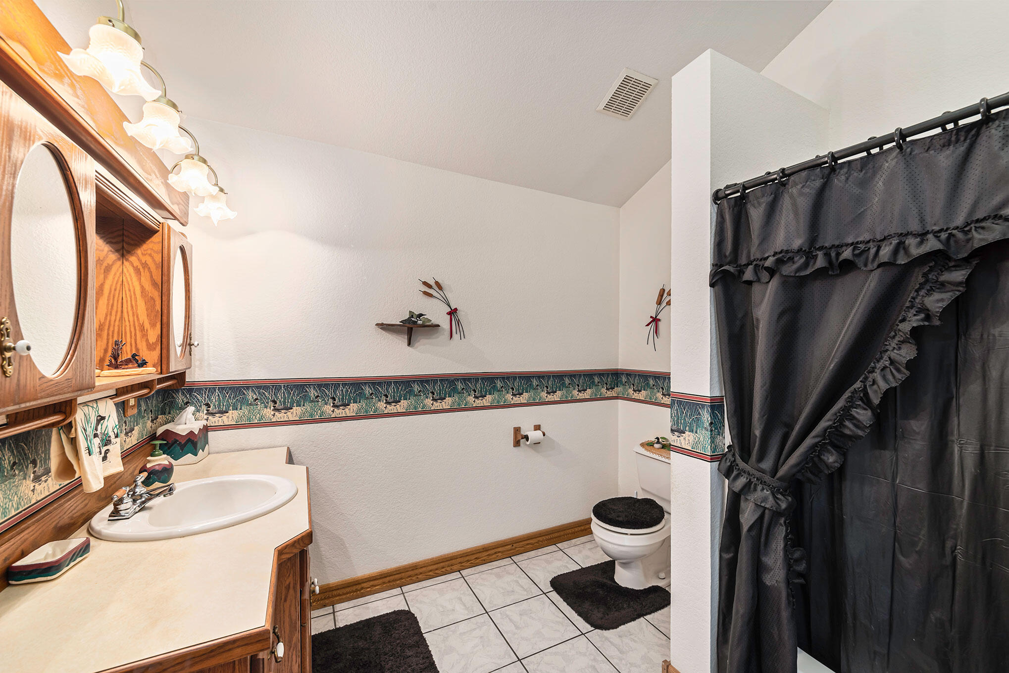 Newaygo, Michigan, 49337, United States, 3 Bedrooms Bedrooms, ,2 BathroomsBathrooms,Residential,For Sale,1836711