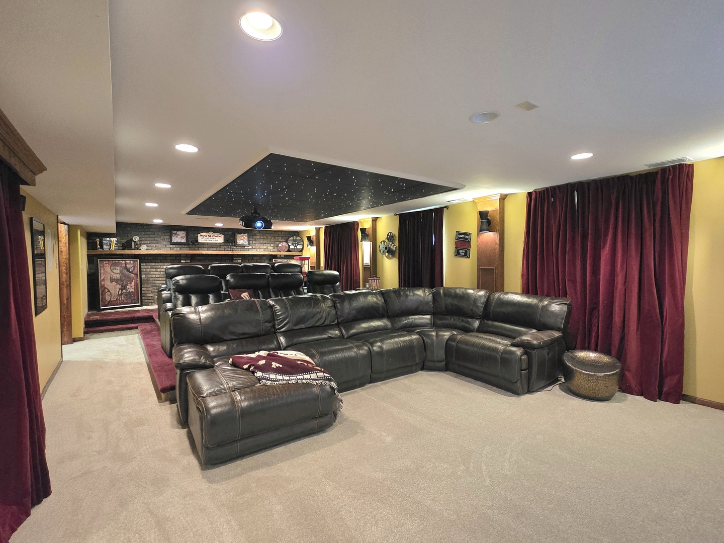 Manhattan, Illinois, 60442, United States, 4 Bedrooms Bedrooms, ,4 BathroomsBathrooms,Residential,For Sale,1979994