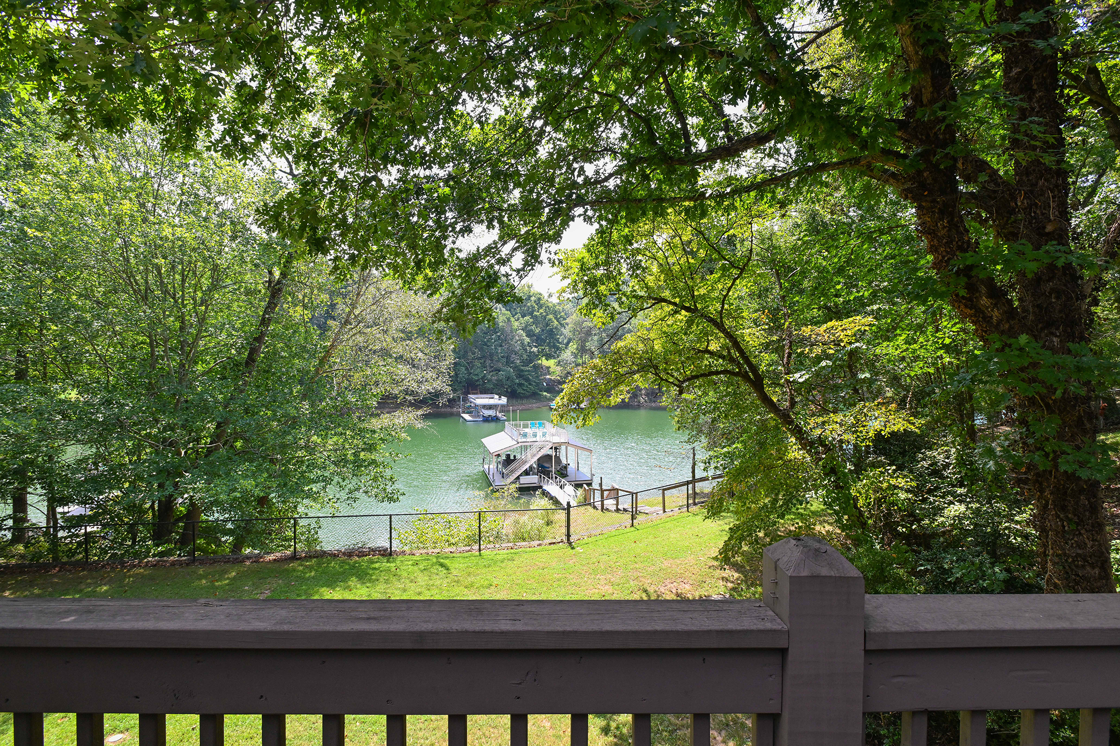  Your Dream Lake House: Renovated, Waterfront and Fully Furnished - 物件實景