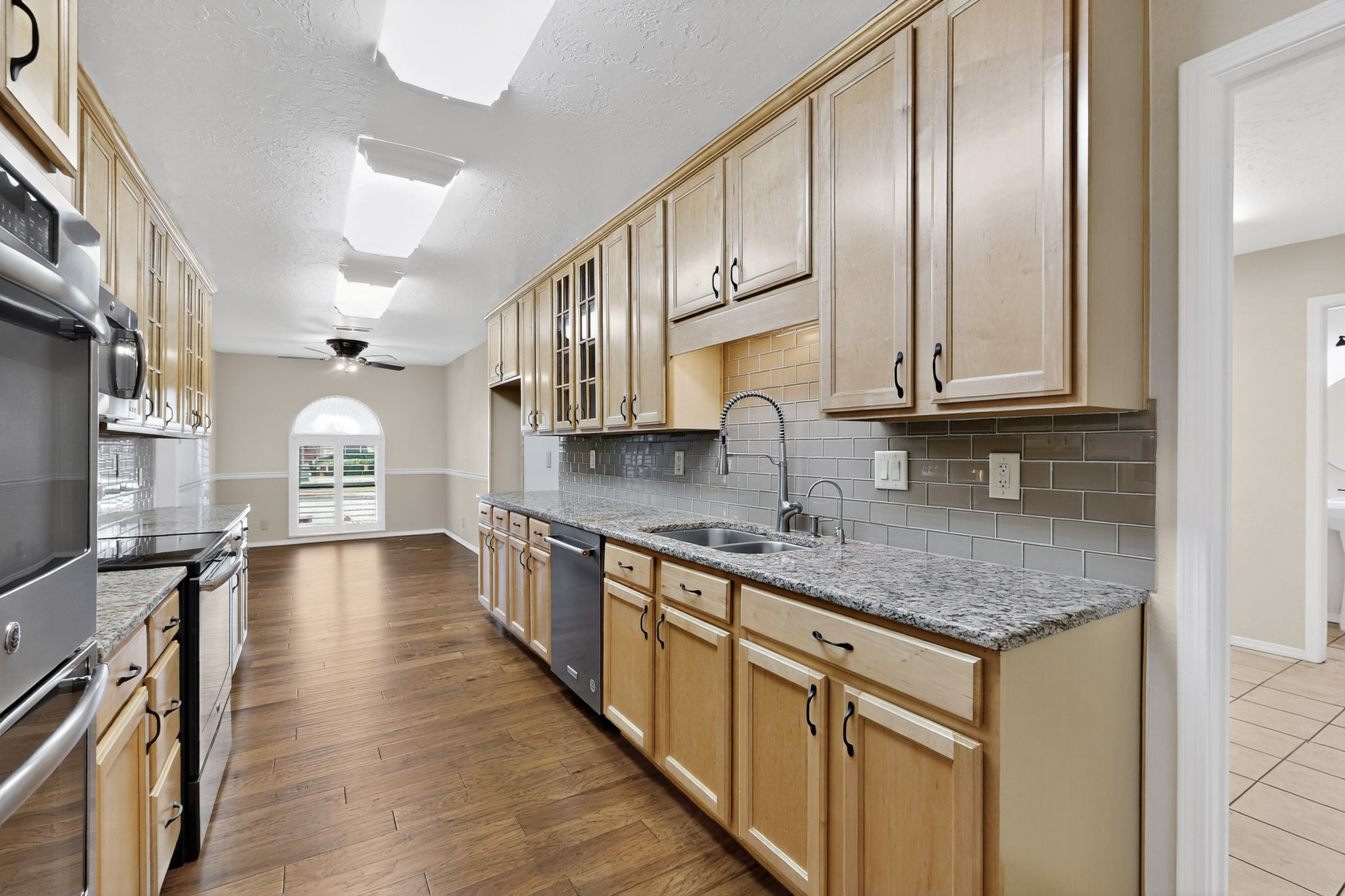 Albuquerque, New Mexico, 87109, United States, 4 Bedrooms Bedrooms, ,3 BathroomsBathrooms,Residential,For Sale,1985766