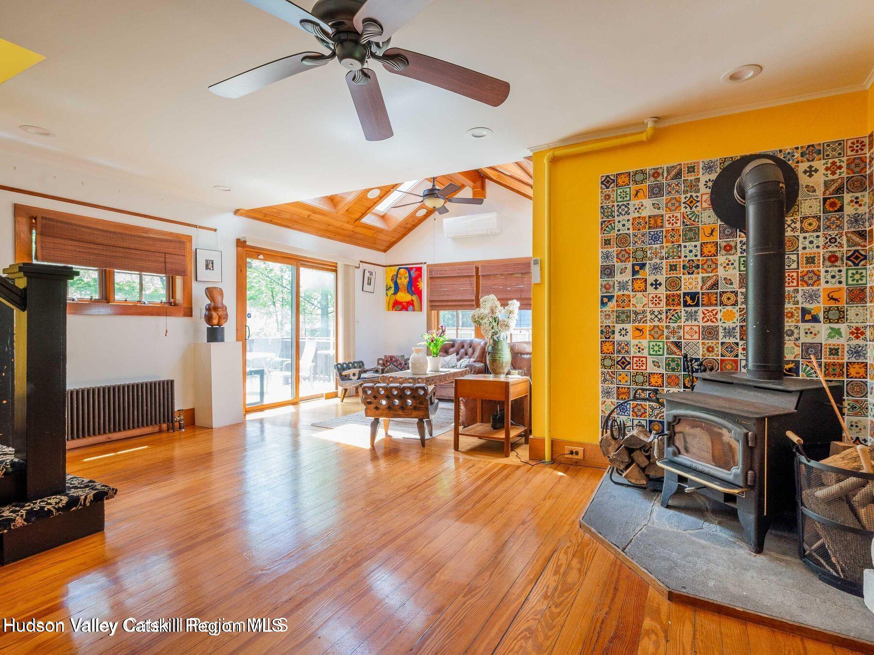 Woodstock, New York, 12498, United States, 3 Bedrooms Bedrooms, ,4 BathroomsBathrooms,Residential,For Sale,1857603