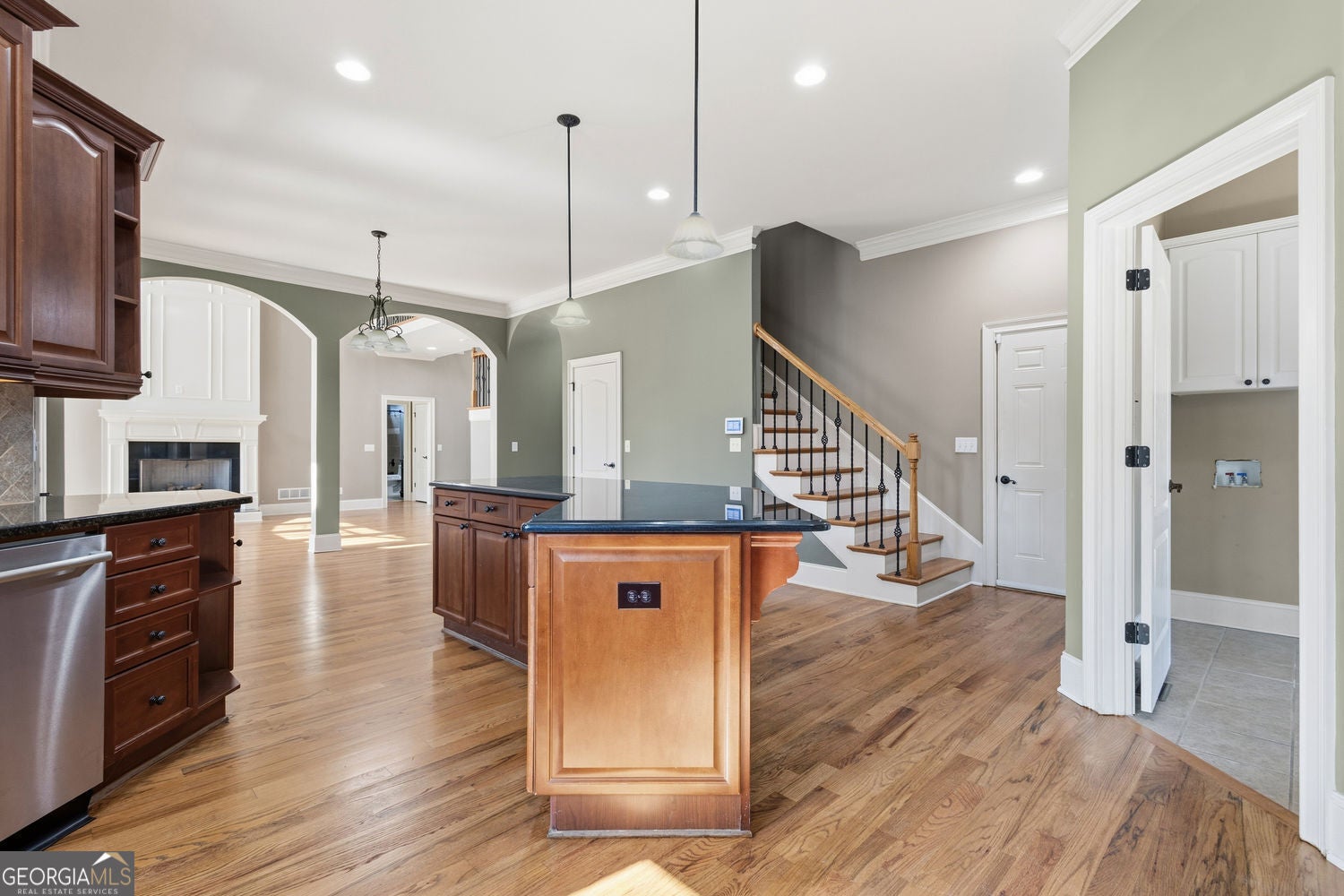 Villa Rica, Georgia, 30180, United States, 5 Bedrooms Bedrooms, ,5 BathroomsBathrooms,Residential,For Sale,2016294