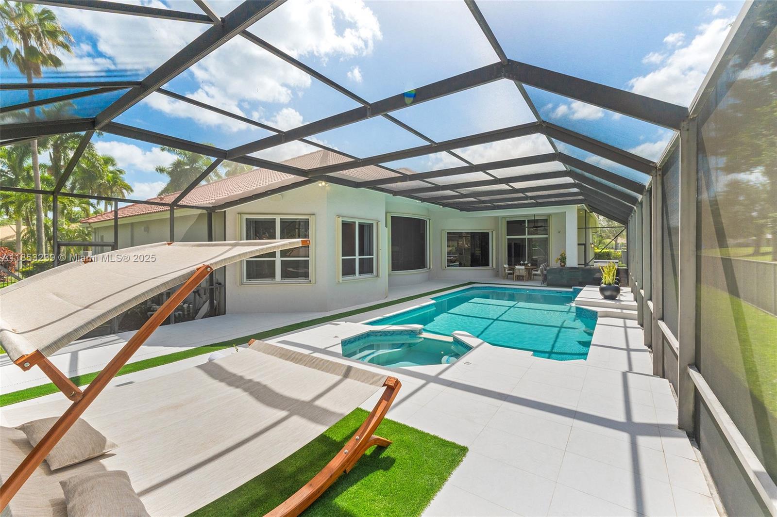 Weston, Florida, 33327, United States, 5 Bedrooms Bedrooms, ,6 BathroomsBathrooms,Residential,For Sale,1919791
