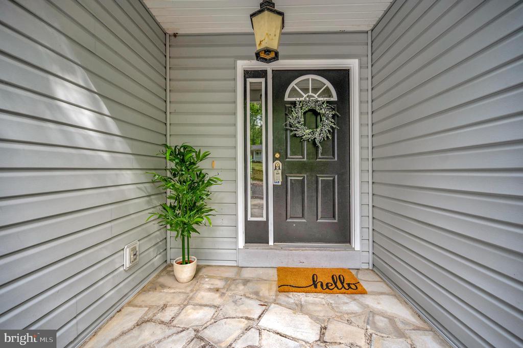 Locust Grove, Virginia, 22508, United States, 4 Bedrooms Bedrooms, ,3 BathroomsBathrooms,Residential,For Sale,1976056