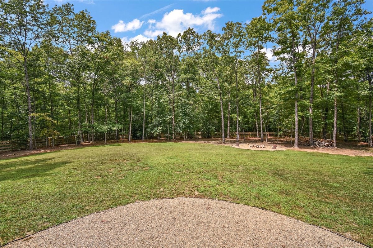 Monterey, Tennessee, 38574, United States, 3 Bedrooms Bedrooms, ,2 BathroomsBathrooms,Residential,For Sale,1907598
