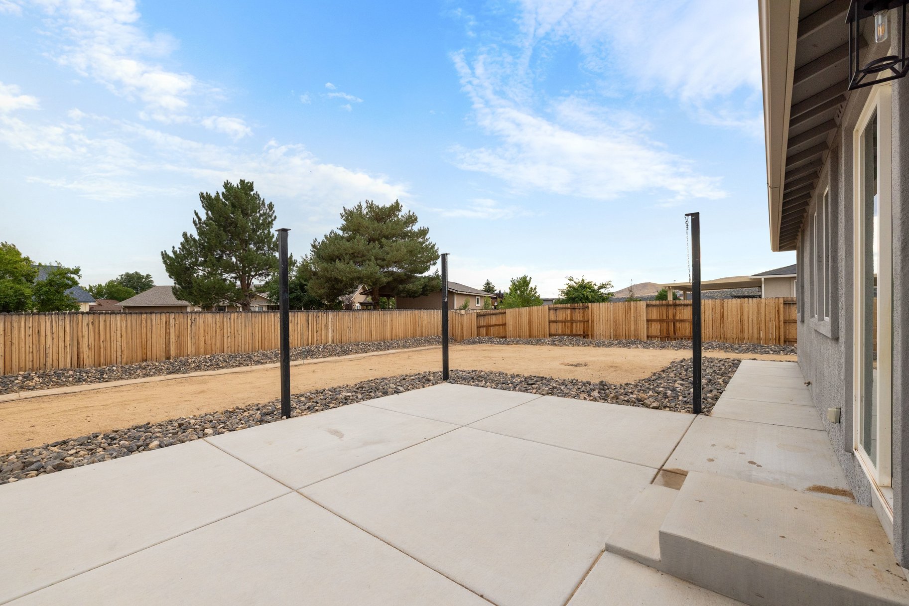  Built in 2020, Room for Everything: RV Parking Meets Big Backyard in Sparks - 物件實景