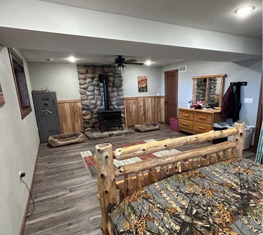 Osage, Minnesota, 56570, United States, 5 Bedrooms Bedrooms, ,2 BathroomsBathrooms,Residential,For Sale,1878783