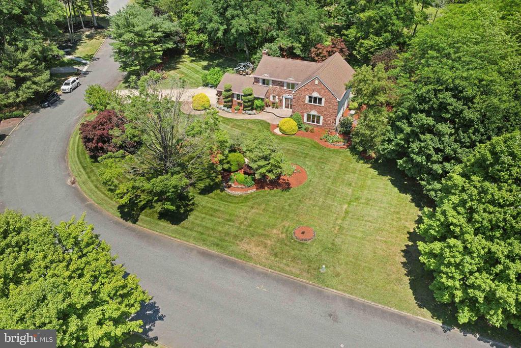 Colts Neck, New Jersey, 07722, United States, 4 Bedrooms Bedrooms, ,4 BathroomsBathrooms,Residential,For Sale,1792181