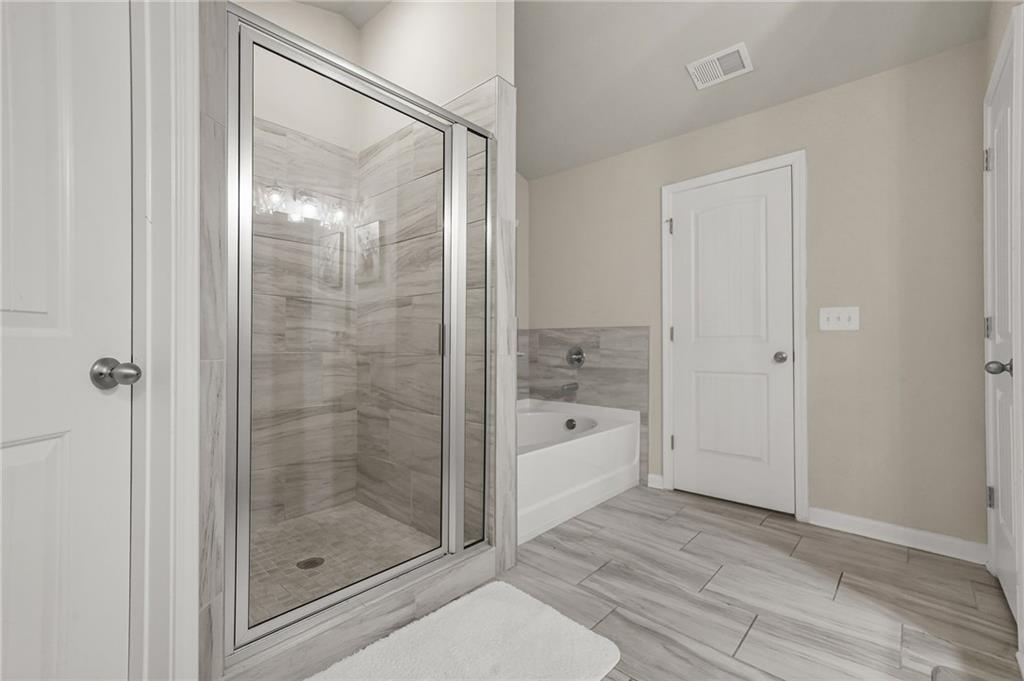 Fayetteville, Georgia, 30215, United States, 5 Bedrooms Bedrooms, ,3 BathroomsBathrooms,Residential,For Sale,2048268