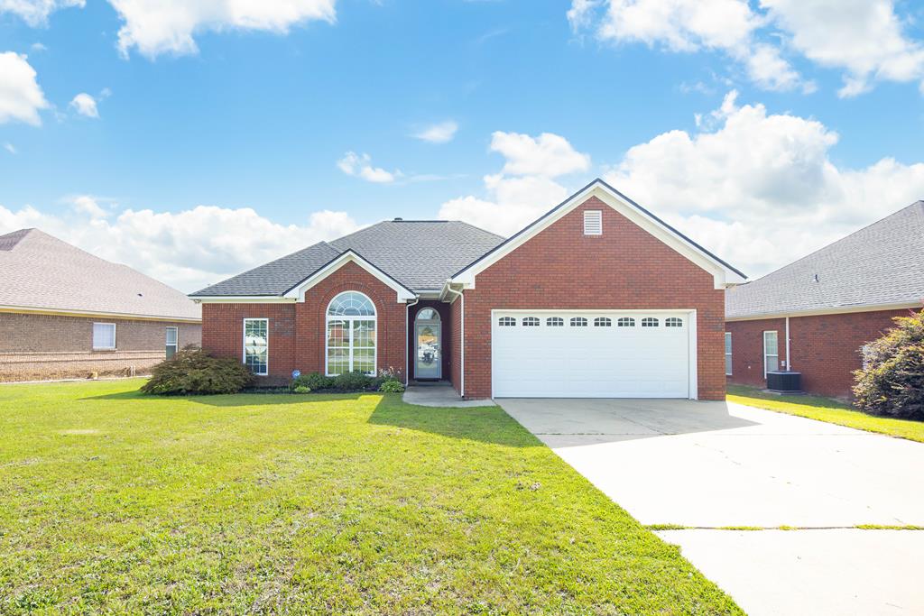 Lee Road 2143 , Phenix City, AL 36870