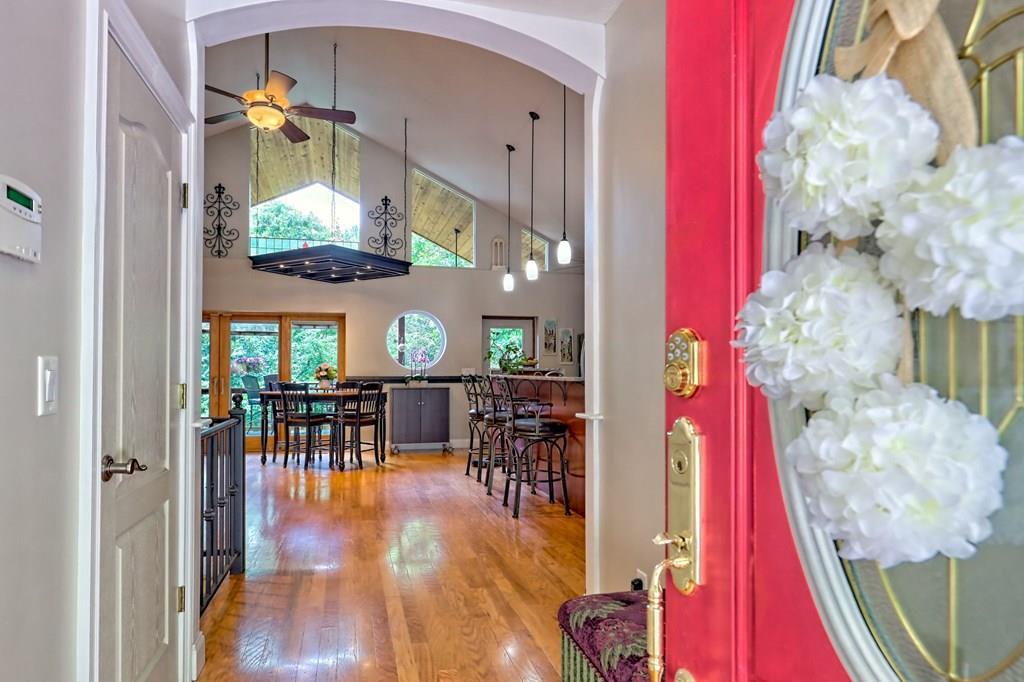 Blairsville, Georgia, 30512, United States, 4 Bedrooms Bedrooms, ,3 BathroomsBathrooms,Residential,For Sale,1827320