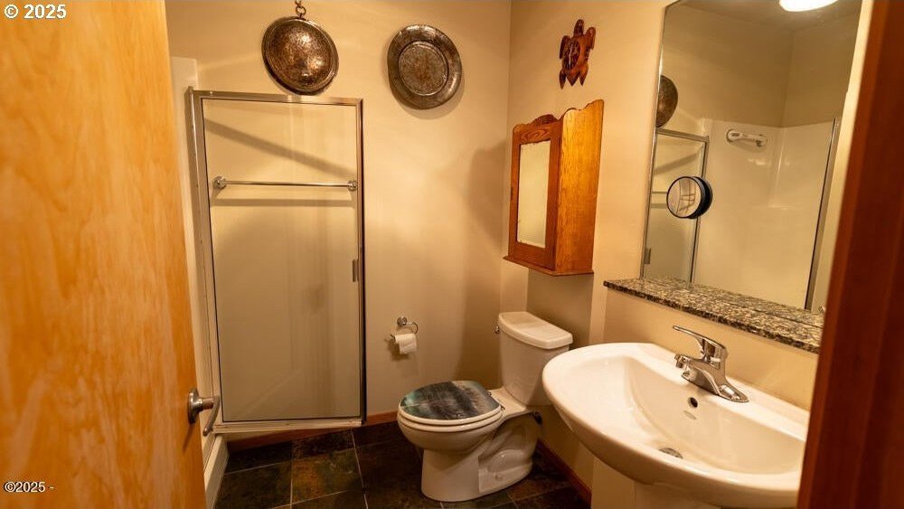 Depoe Bay, Oregon, 97341, United States, 3 Bedrooms Bedrooms, ,4 BathroomsBathrooms,Residential,For Sale,1939228