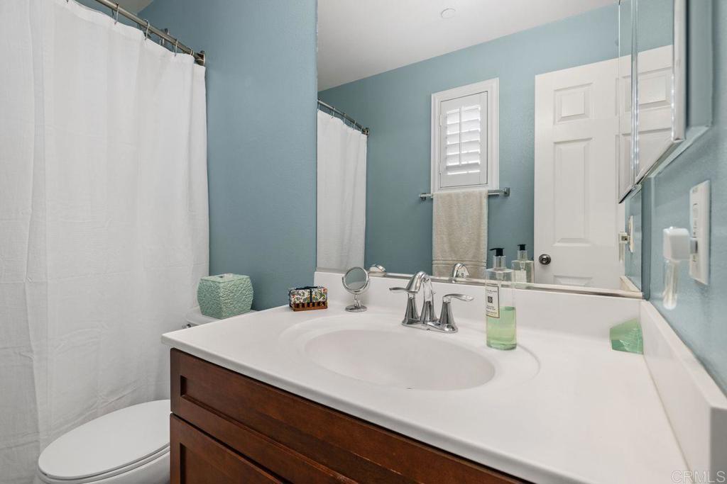 Santee, California, 92071, United States, 3 Bedrooms Bedrooms, ,4 BathroomsBathrooms,Residential,For Sale,1907721
