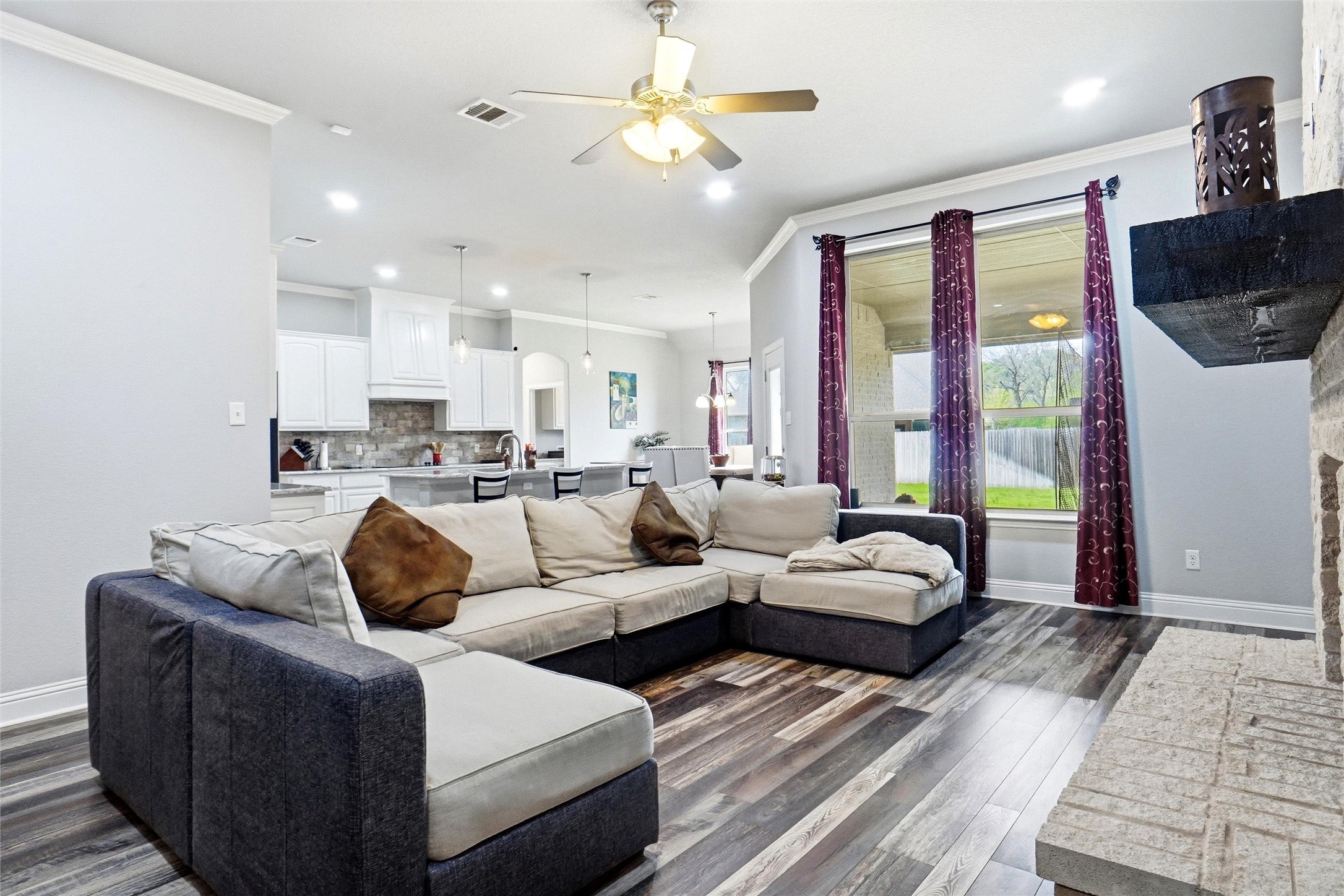 Willow Park, Texas, 76087, United States, 4 Bedrooms Bedrooms, ,4 BathroomsBathrooms,Residential,For Sale,2048202