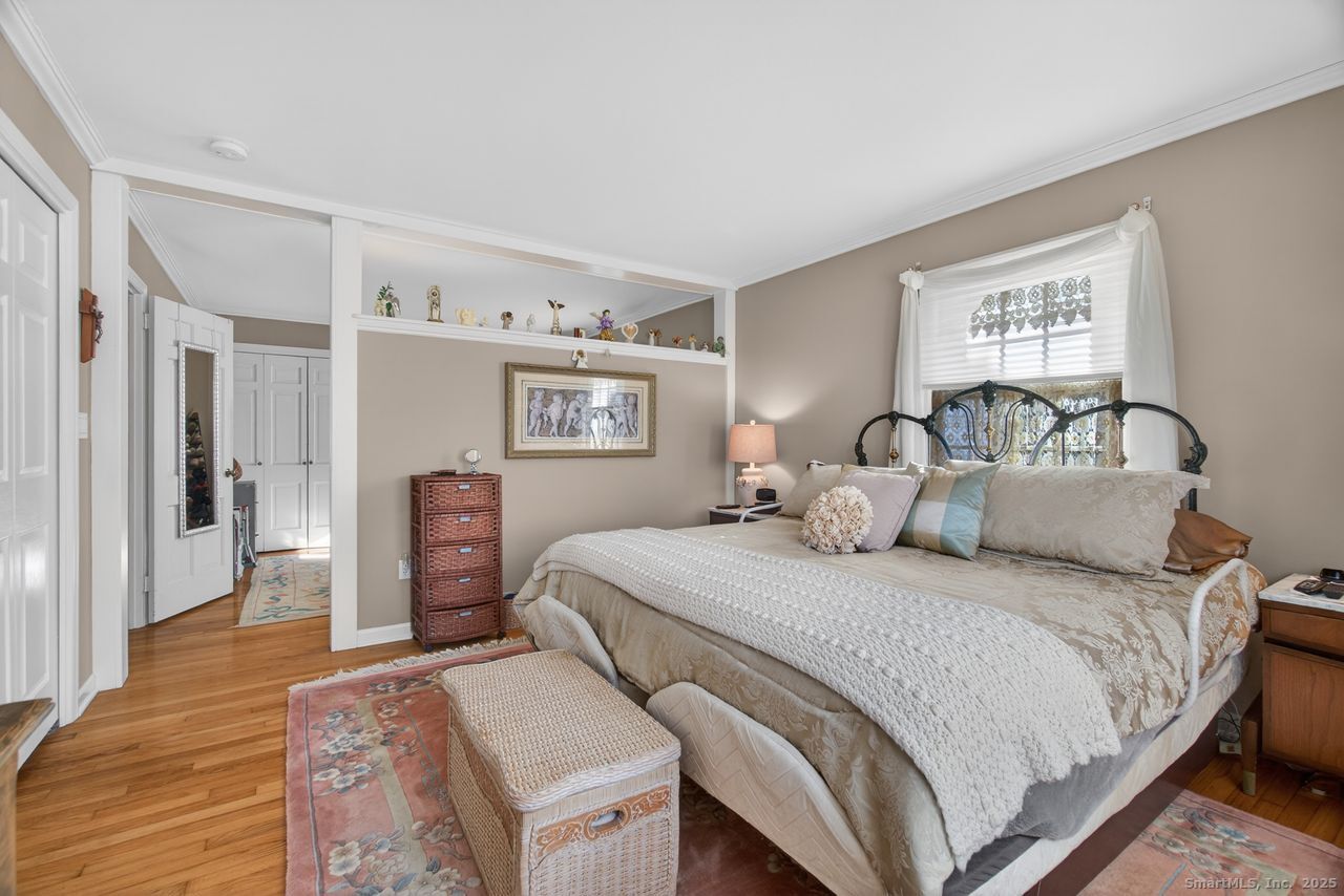 Guilford, Connecticut, 06437, United States, 3 Bedrooms Bedrooms, ,3 BathroomsBathrooms,Residential,For Sale,2003237