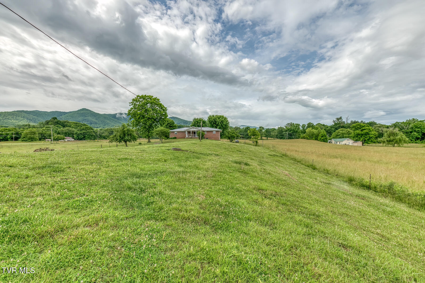 Chuckey, Tennessee, 37641, United States, 3 Bedrooms Bedrooms, ,1 BathroomBathrooms,Residential,For Sale,2048745