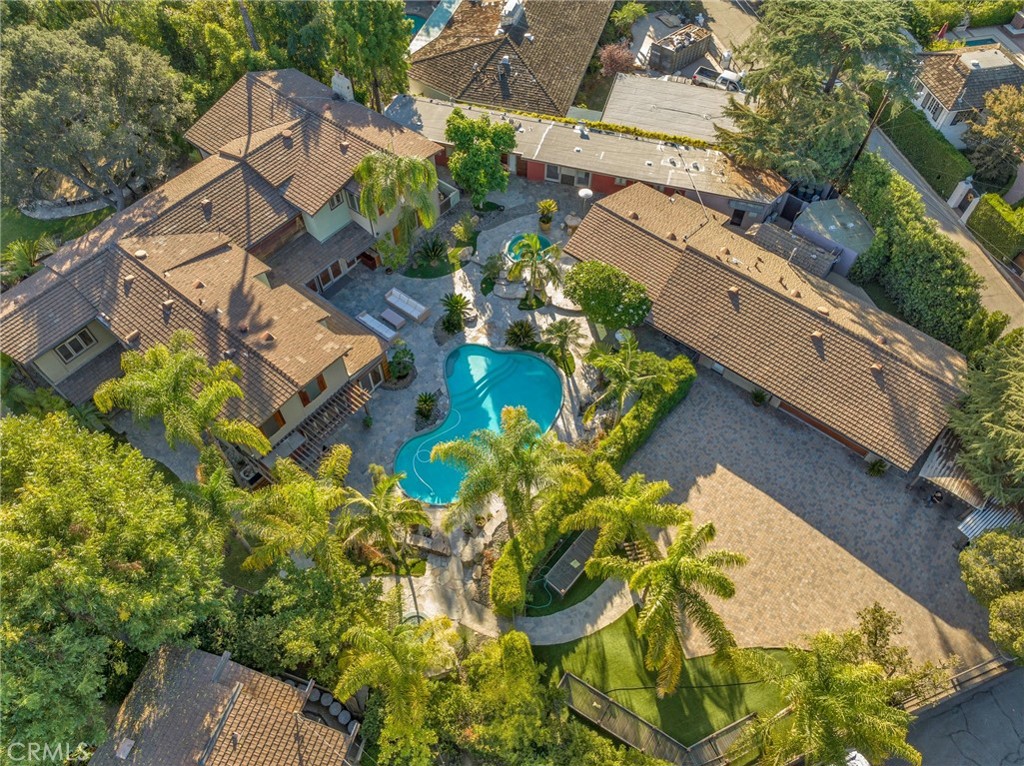 San Marino, California, 91108, United States, 5 Bedrooms Bedrooms, ,6 BathroomsBathrooms,Residential,For Sale,1686890