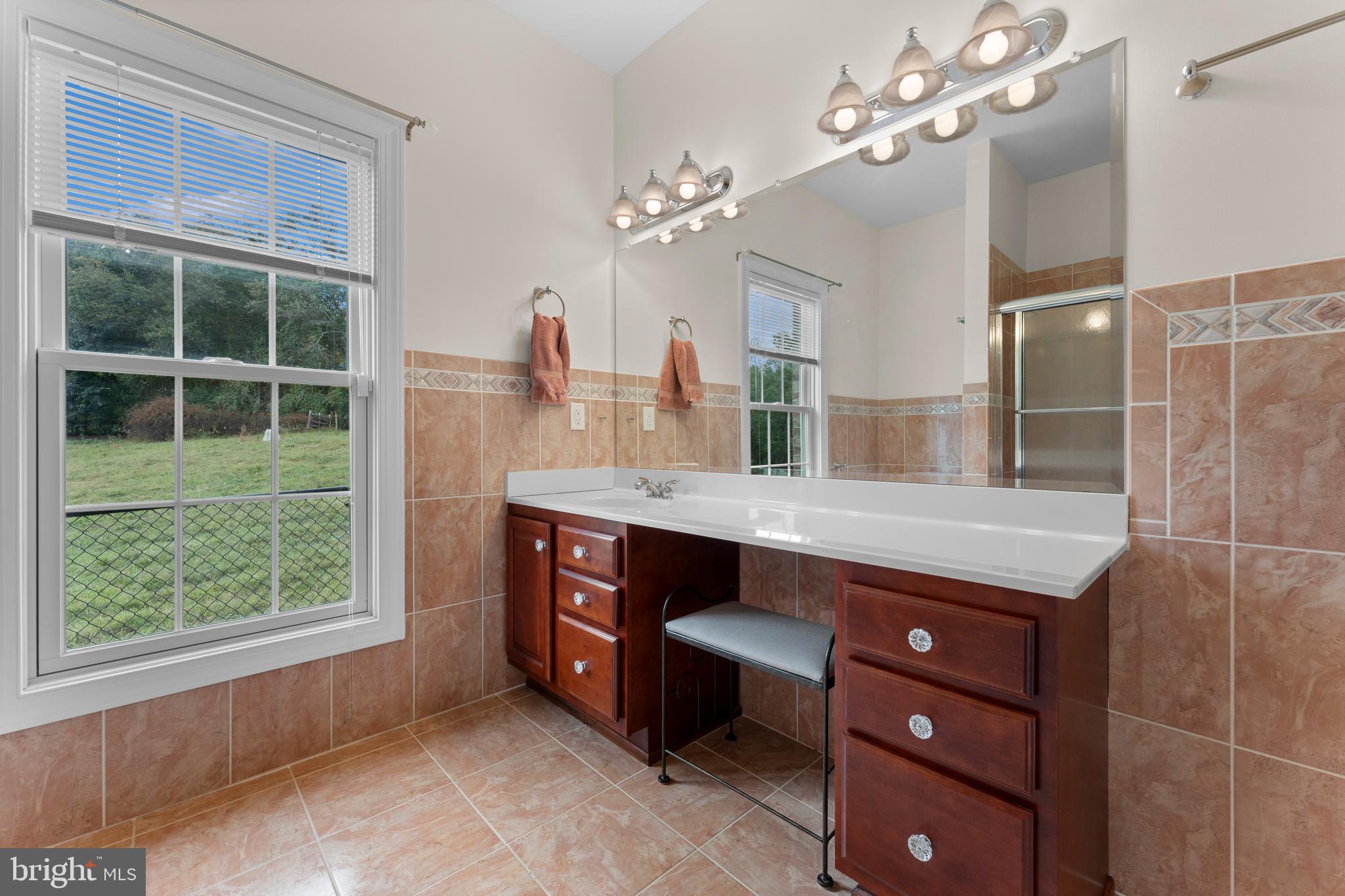 Reva, Virginia, 22735, United States, 4 Bedrooms Bedrooms, ,4 BathroomsBathrooms,Residential,For Sale,1983149