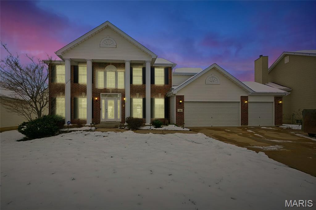 O'Fallon, Missouri, 63368, United States, 4 Bedrooms Bedrooms, ,4 BathroomsBathrooms,Residential,For Sale,2003320