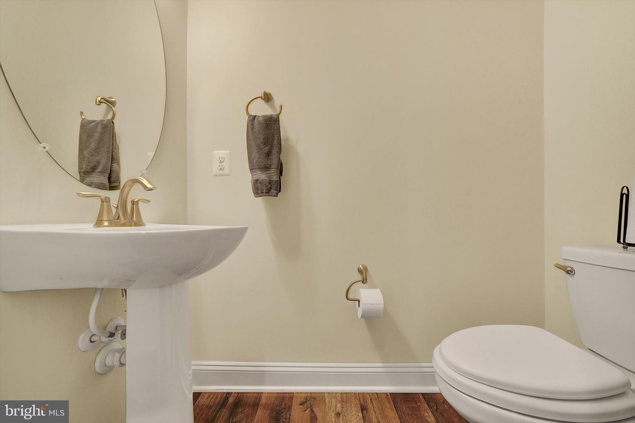 Pasadena, Maryland, 21122, United States, 3 Bedrooms Bedrooms, ,3 BathroomsBathrooms,Residential,For Sale,1982348