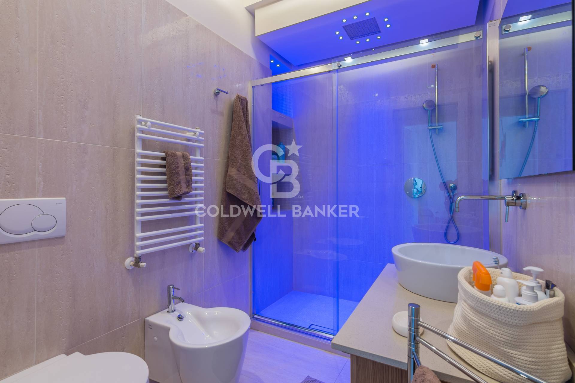 Riccione, Rimini, 47036, IT, 2 Bedrooms Bedrooms, ,1 BathroomBathrooms,Residential,For Sale,1897456