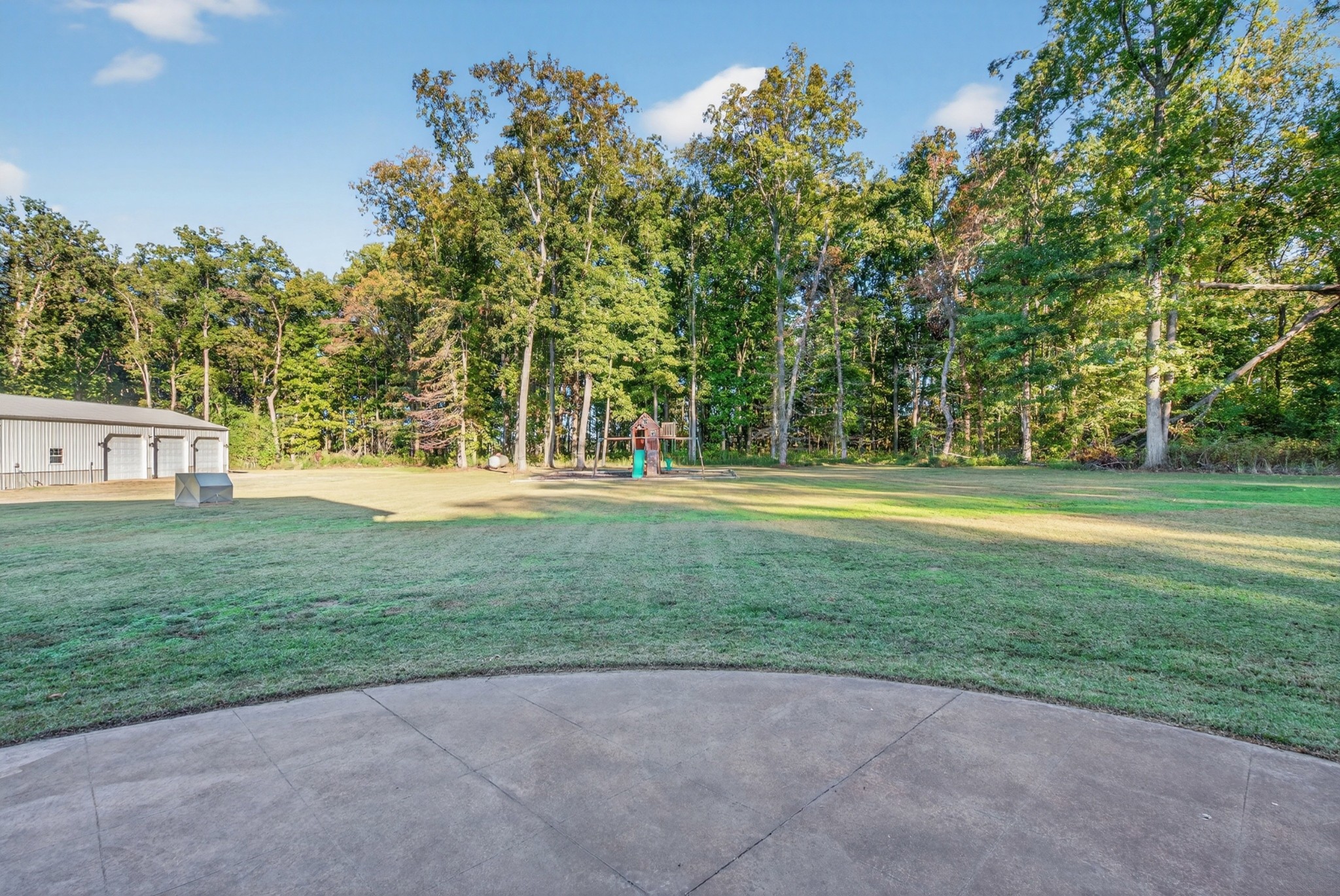 Puryear, Tennessee, 38251, United States, 4 Bedrooms Bedrooms, ,4 BathroomsBathrooms,Residential,For Sale,1981229