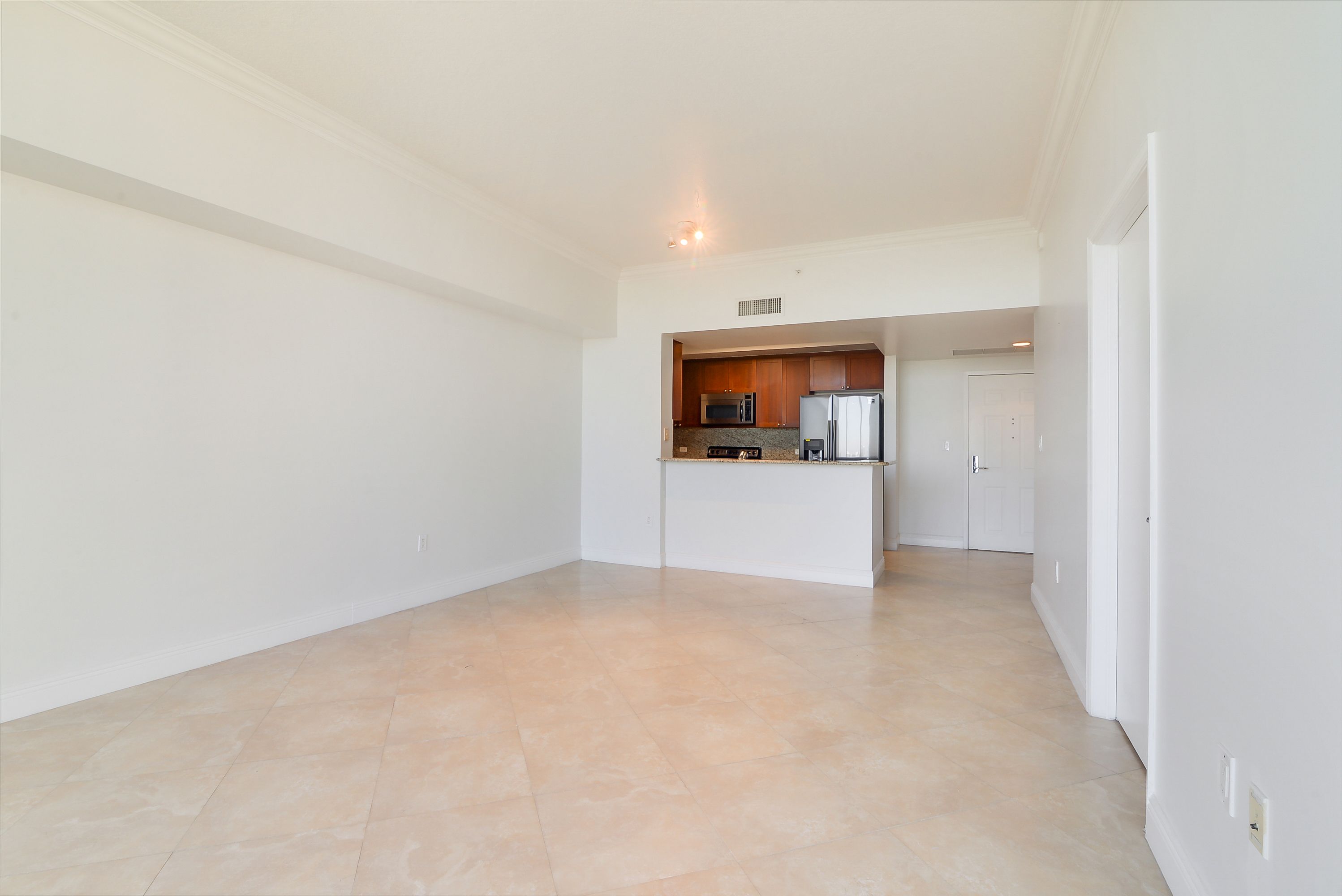  19501 W Country Club Dr, Aventura, FL, 33180 - 物件實景