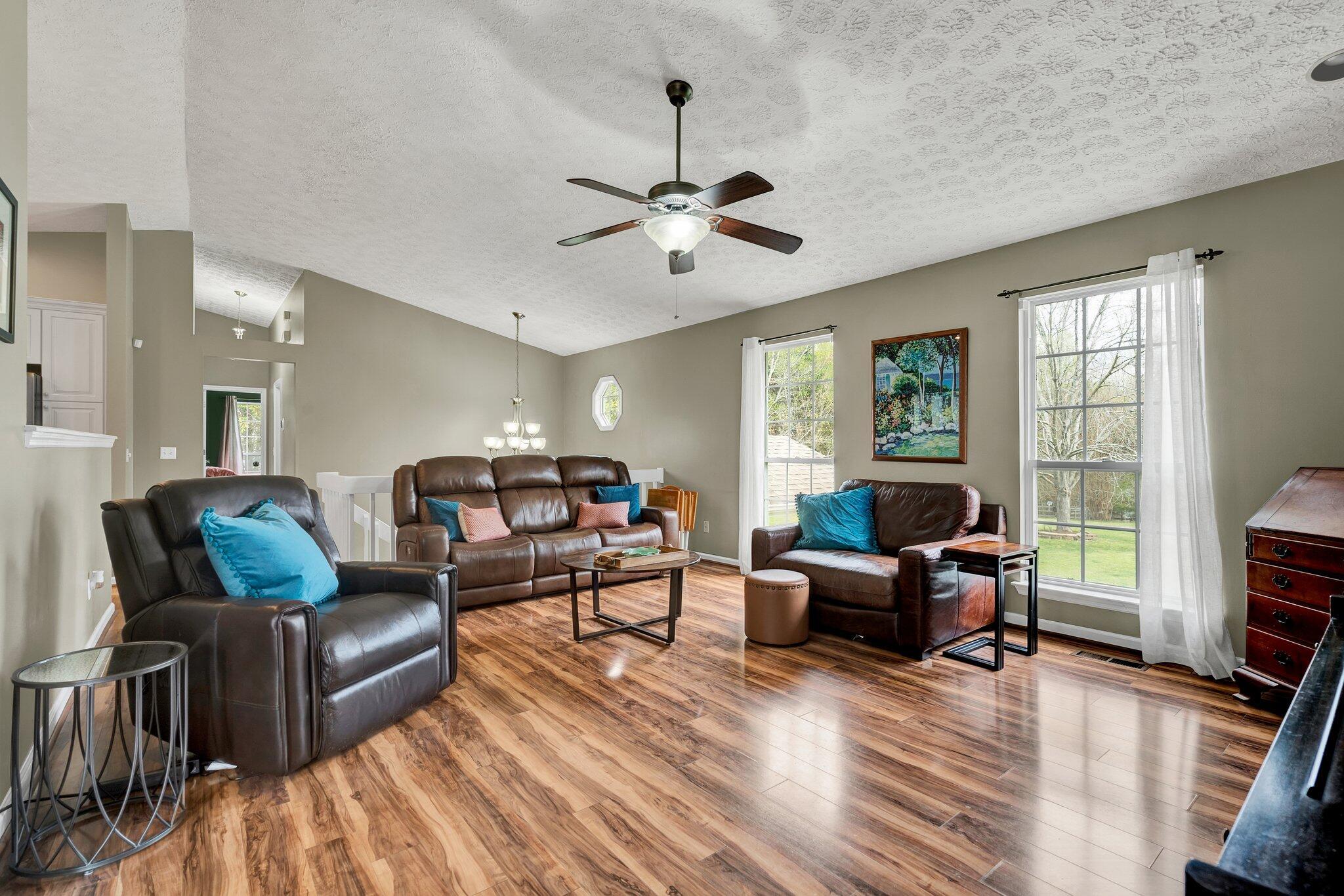 Ooltewah, Tennessee, 37363, United States, 4 Bedrooms Bedrooms, ,3 BathroomsBathrooms,Residential,For Sale,1766896