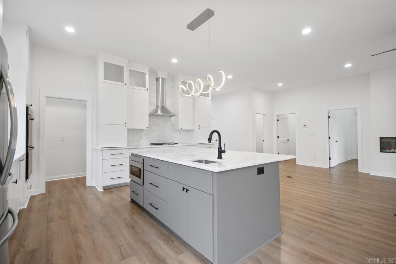 Bryant, Arkansas, 72022, United States, 5 Bedrooms Bedrooms, ,5 BathroomsBathrooms,Residential,For Sale,1978792