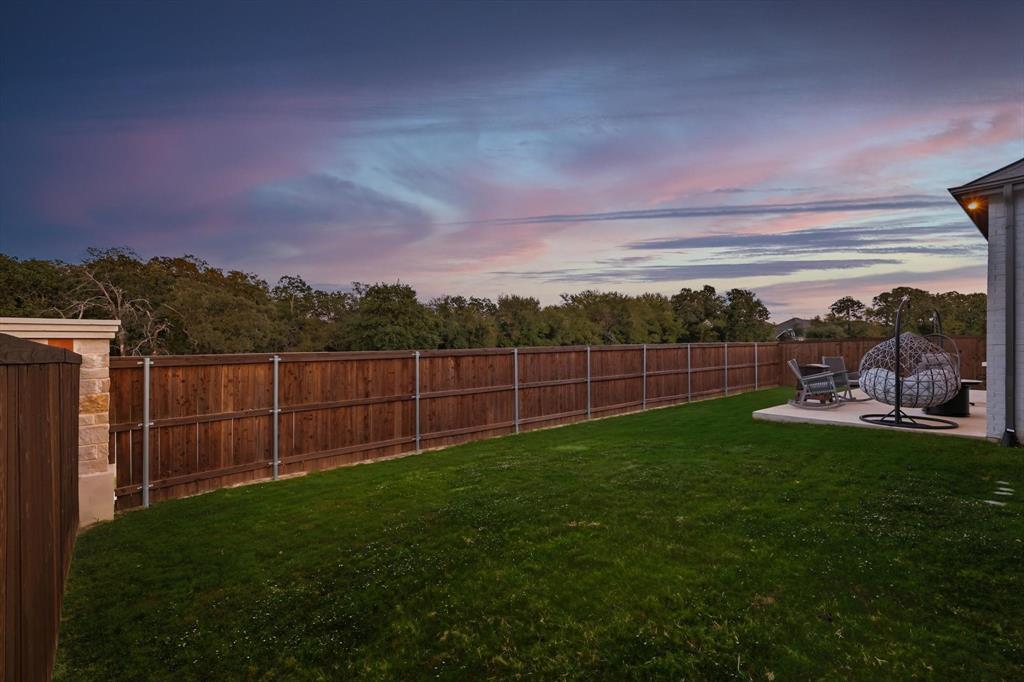 Oak Point, Texas, 75068, United States, 4 Bedrooms Bedrooms, ,4 BathroomsBathrooms,Residential,For Sale,1979130